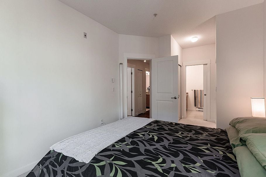 6230 Logan Lane Vancouver, BC - 15