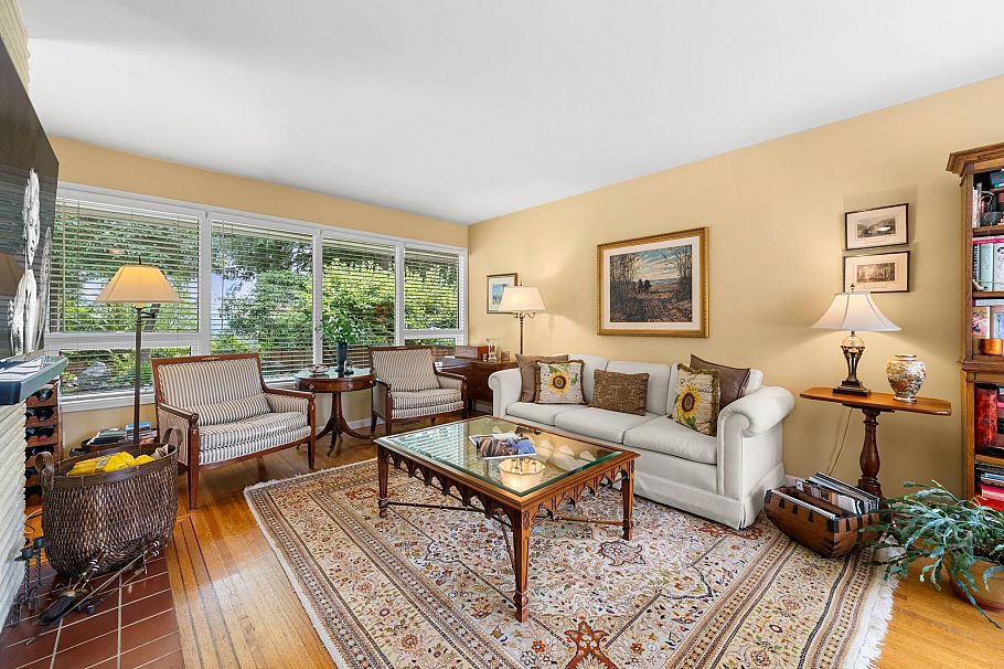 3046 Princess Avenue North Vancouver, BC - 6
