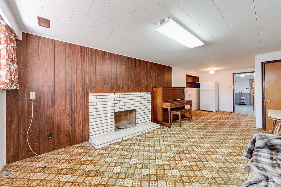 25 E 47th Avenue Vancouver, BC - 24