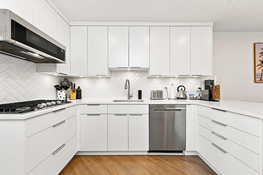 5723 Owl Court North Vancouver, BC - 12