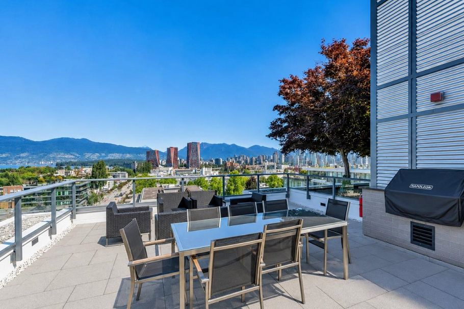 216 1777 W 7th Avenue Vancouver, BC - 17