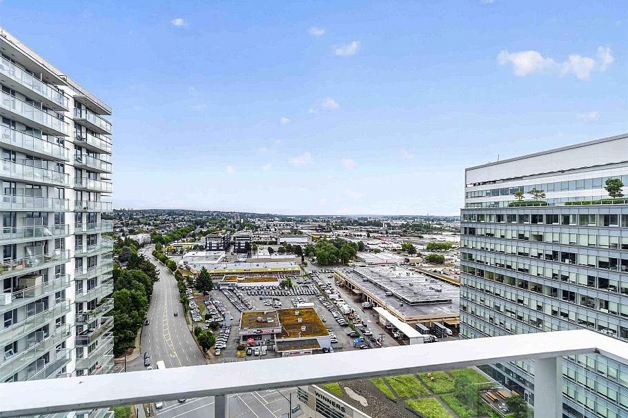 2206 8131 Nunavut Lane Vancouver, BC - 30