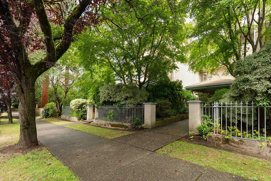 203 825 W 15th Avenue Vancouver, BC - 29