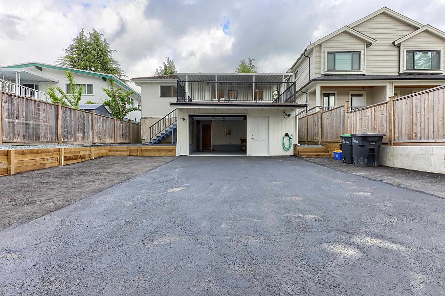 3492 E 49th Avenue Vancouver, BC - 33