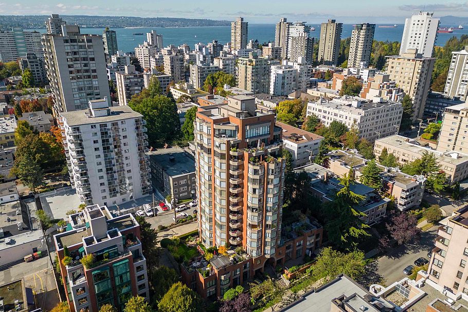 1001 1860 Robson Street Vancouver, BC - 23