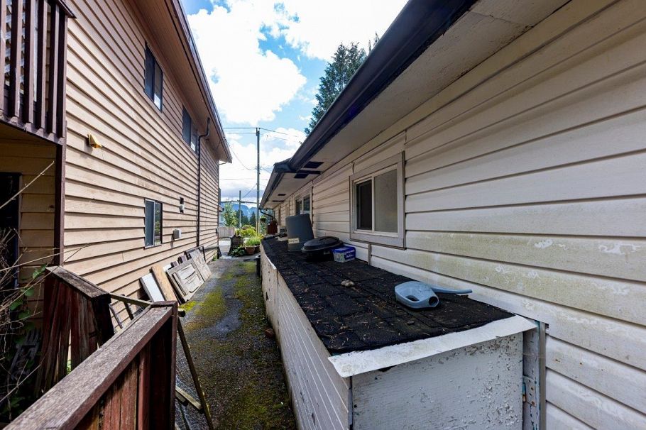 3297 Fromme Road North Vancouver, BC - 10