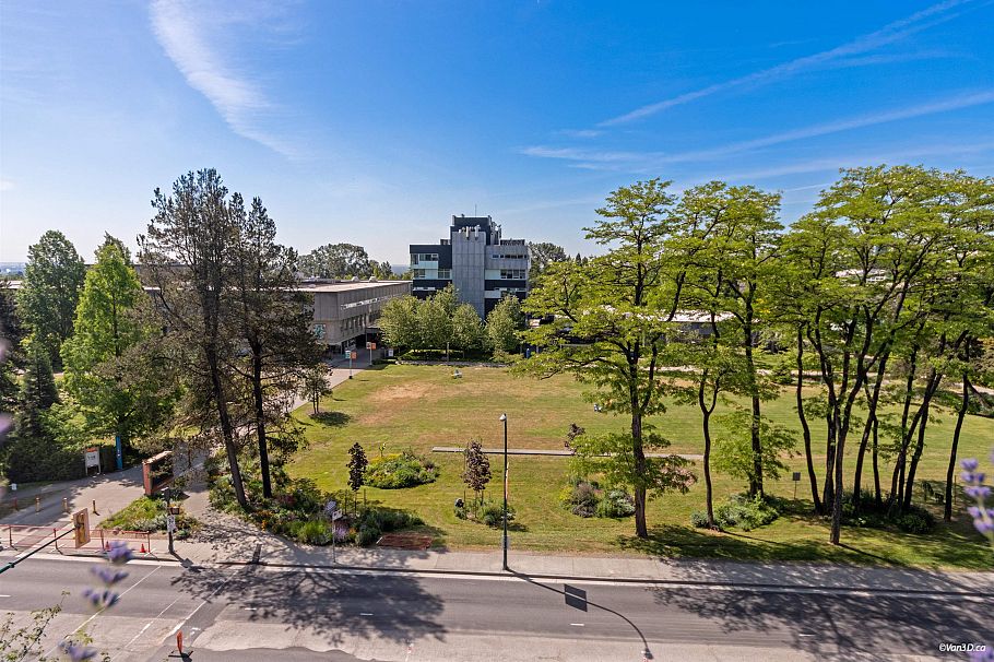 302 6485 Manitoba Street Vancouver, BC - 34
