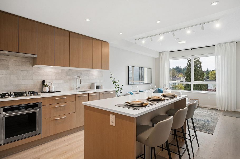 515 110 E 17th Street North Vancouver, BC - 13
