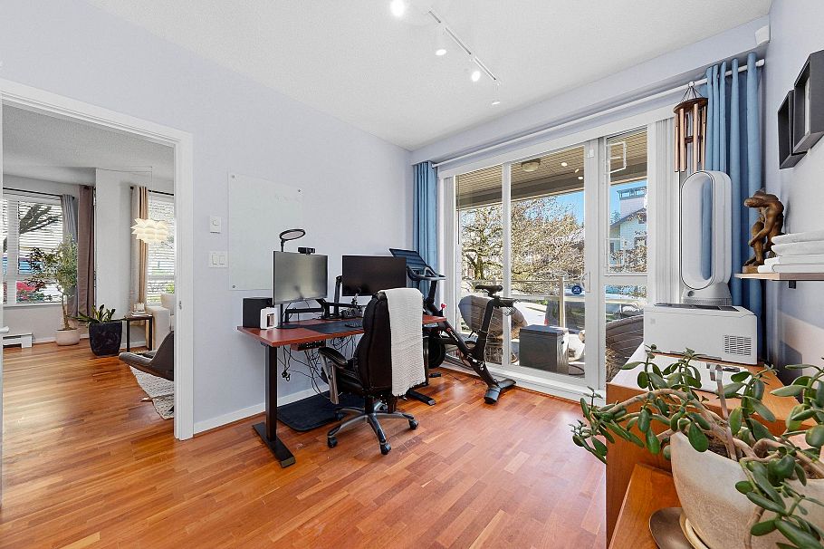 223 530 Raven Woods Drive North Vancouver, BC - 23