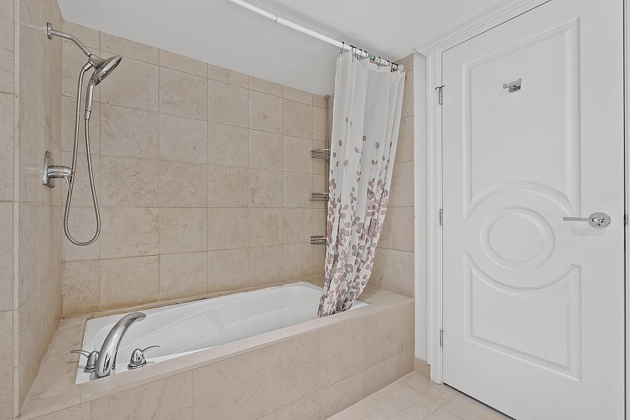 493 Broughton Street Vancouver, BC - 23