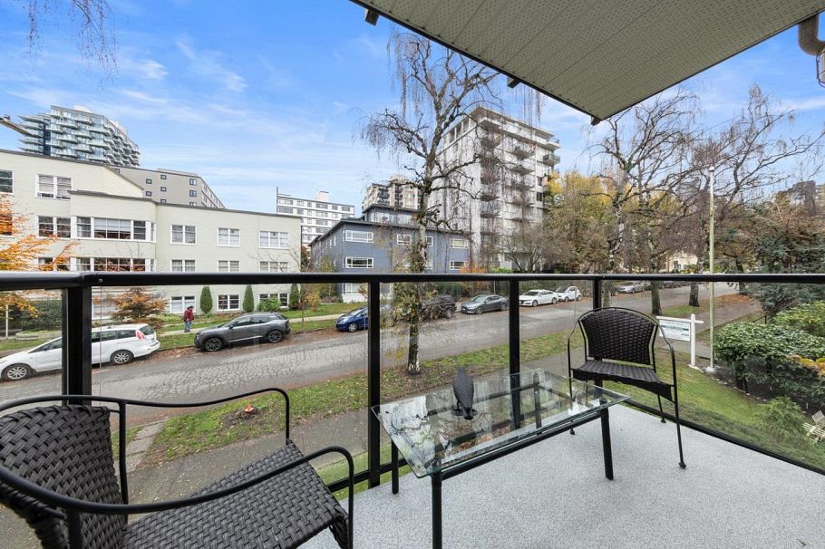 201 1554 Burnaby Street Vancouver, BC - 16