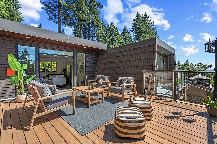 4066 Norwood Avenue North Vancouver, BC - 28