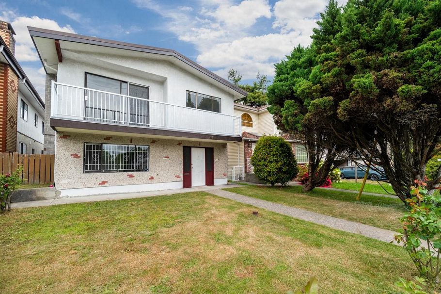 2539 E 34th Avenue Vancouver, BC - 31