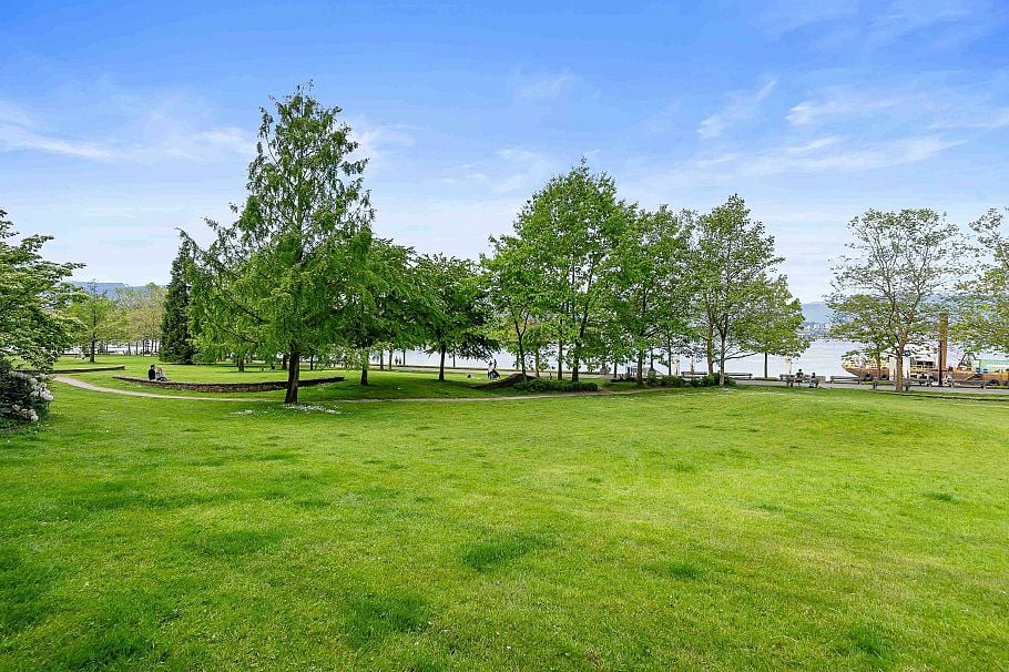 411 1367 Alberni Street Vancouver, BC - 36