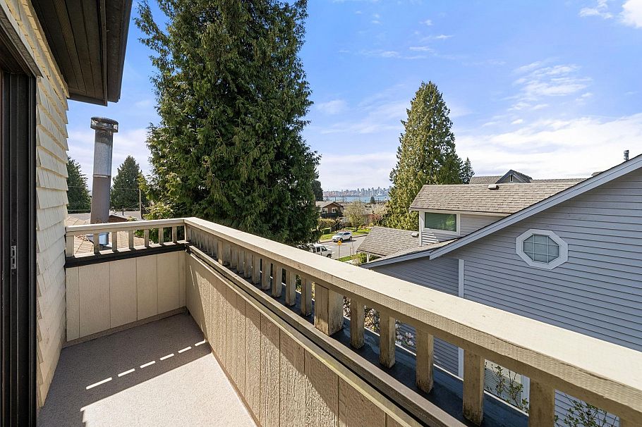 628 E 5th Street North Vancouver, BC - 23