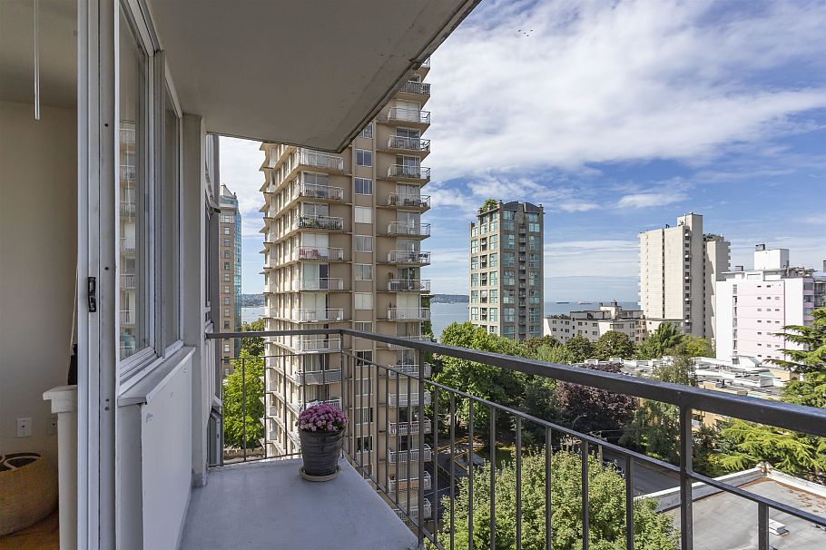 904 1850 Comox Street Vancouver, BC - 4