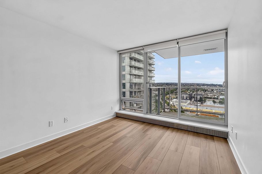 2206 8131 Nunavut Lane Vancouver, BC - 8