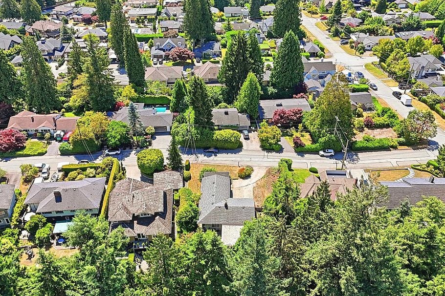 3922 Sunnycrest Drive North Vancouver, BC - 11