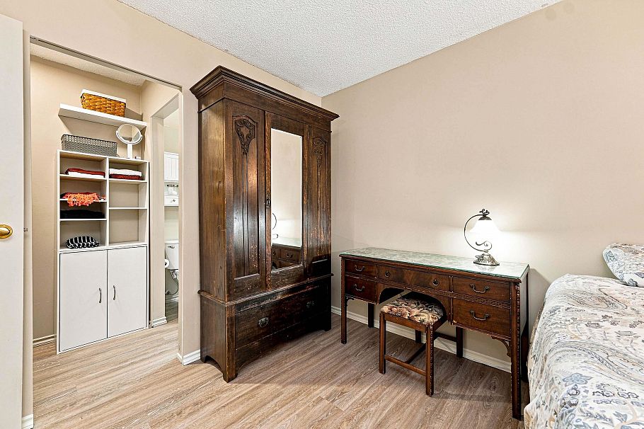 1059 Old Lillooet Road North Vancouver, BC - 25