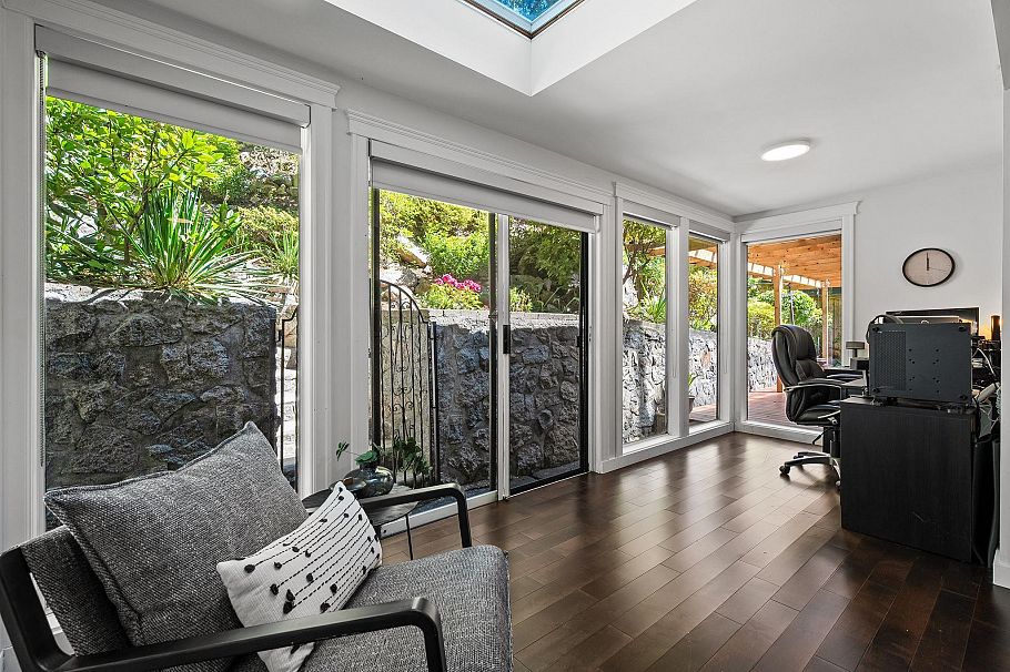 4066 Norwood Avenue North Vancouver, BC - 14