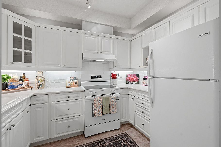 333 383 E 37th Avenue Vancouver, BC - 17