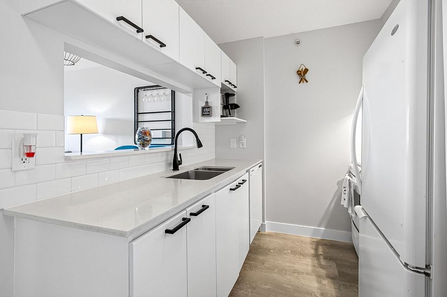 806 3455 Ascot Place Vancouver, BC - 11