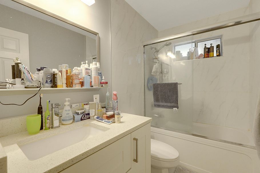 1457 E 18th Avenue Vancouver, BC - 30