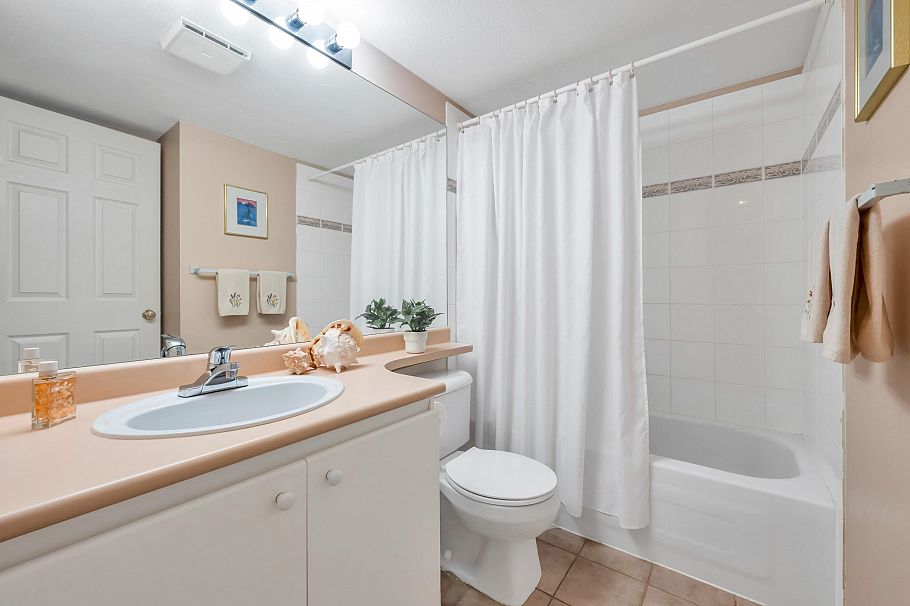 206 245 St. Davids Avenue North Vancouver, BC - 19