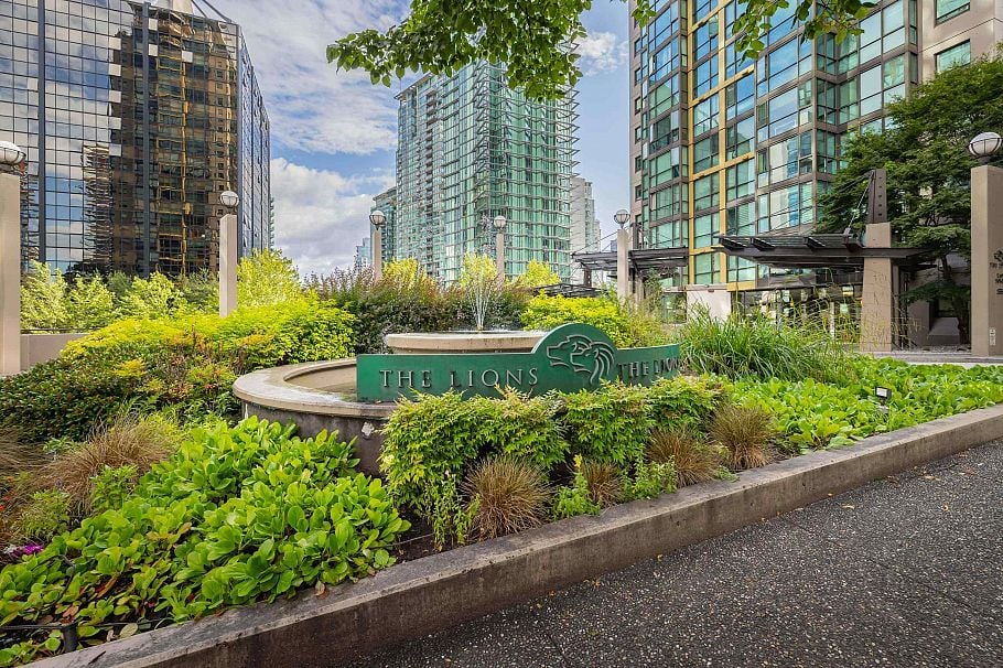 411 1367 Alberni Street Vancouver, BC - 28