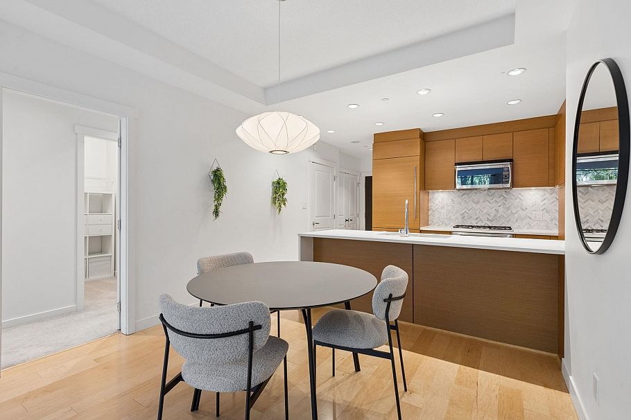 105 5868 Agronomy Road Vancouver, BC - 8