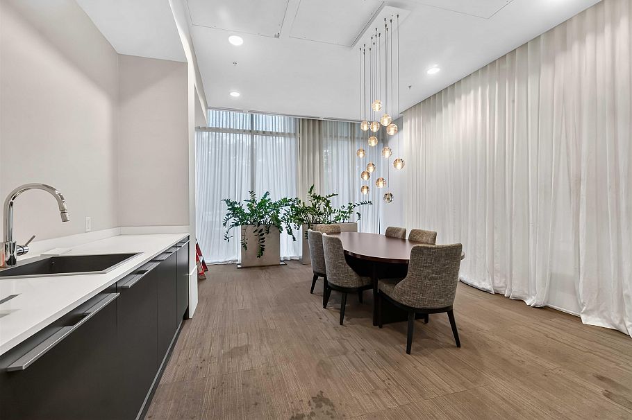 2206 8131 Nunavut Lane Vancouver, BC - 26