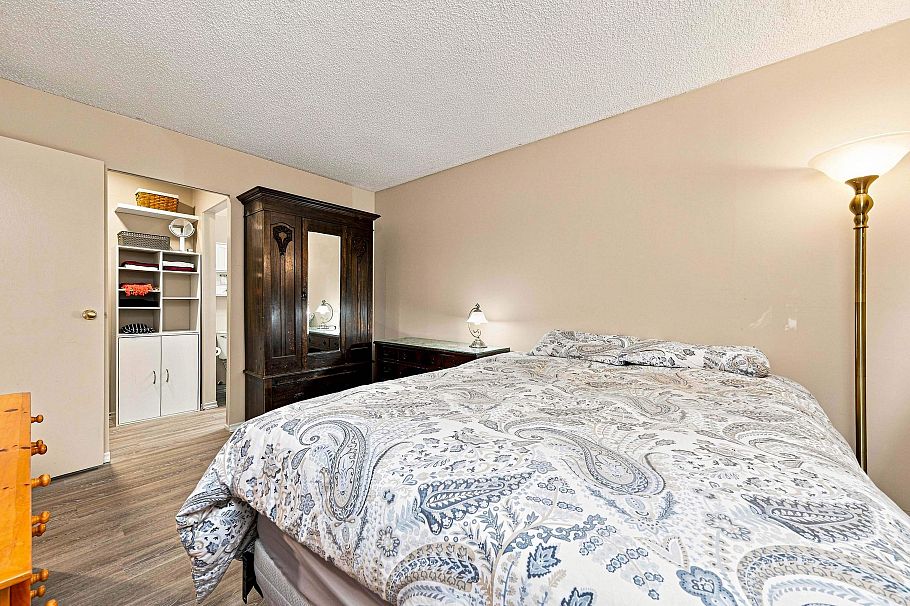 1059 Old Lillooet Road North Vancouver, BC - 24