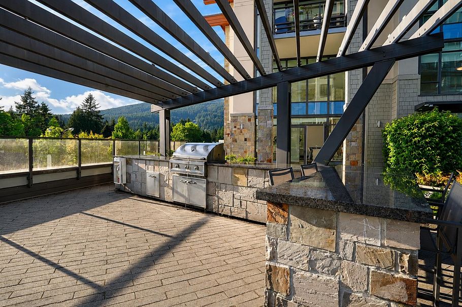 902 1210 E 27th Street North Vancouver, BC - 27