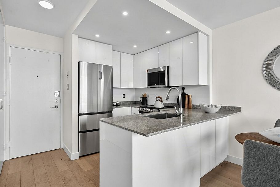 1008 1146 Harwood Street Vancouver, BC - 8
