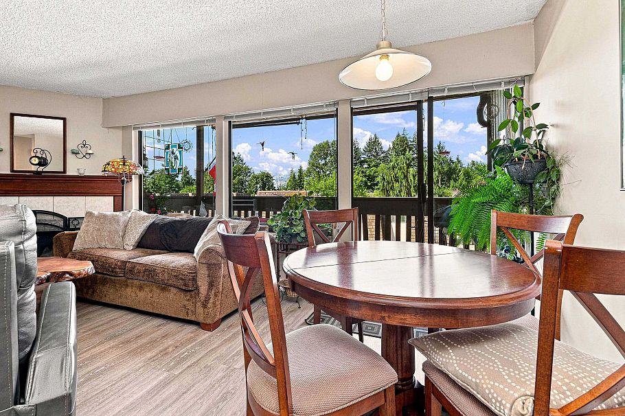 1059 Old Lillooet Road North Vancouver, BC - 11