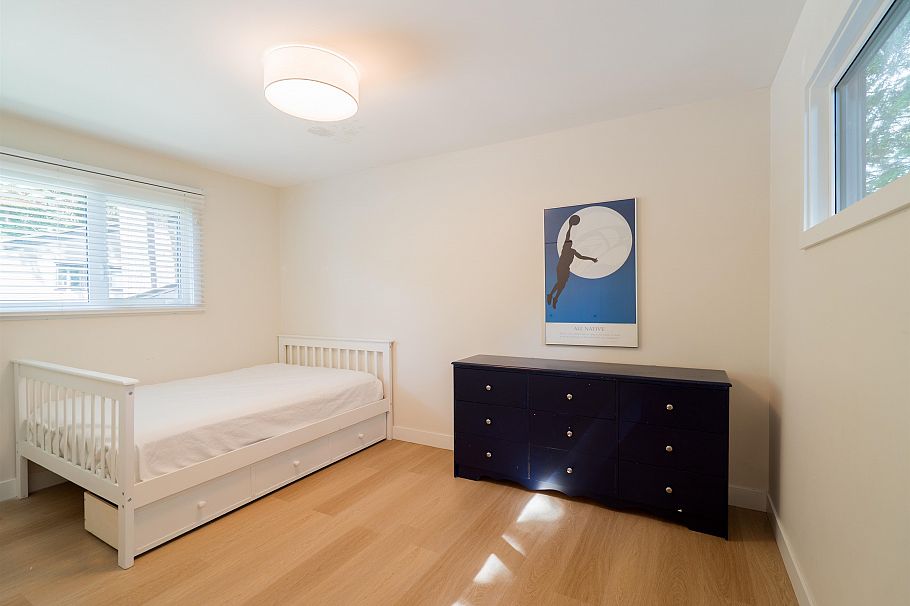 1139 Heritage Boulevard North Vancouver, BC - 29
