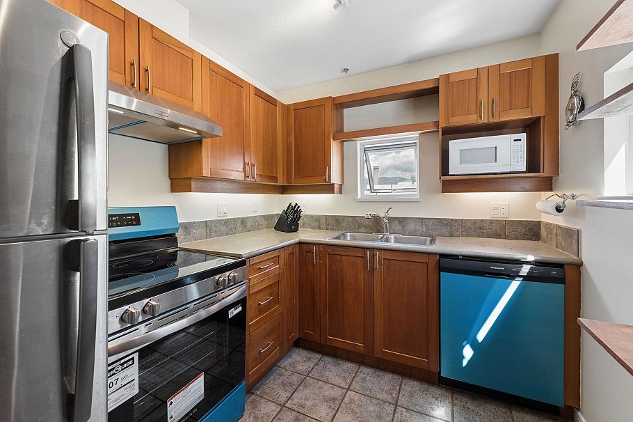 410 3727 W 10th Avenue Vancouver, BC - 17