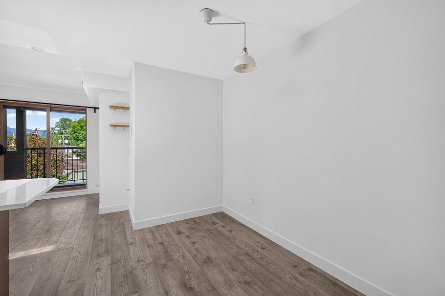 401 688 E 16th Avenue Vancouver, BC - 24