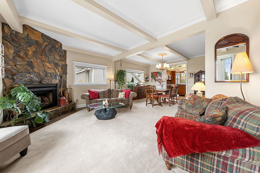 628 E 5th Street North Vancouver, BC - 7