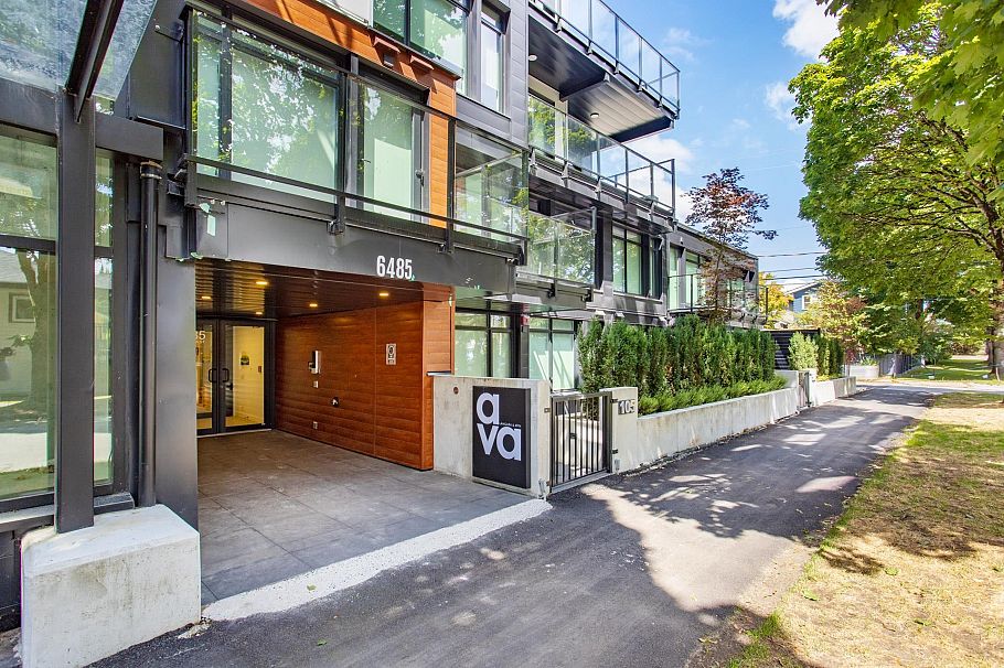 103 6485 Manitoba Street Vancouver, BC - 1