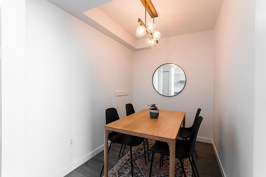 327 418 E Broadway Street Vancouver, BC - 17