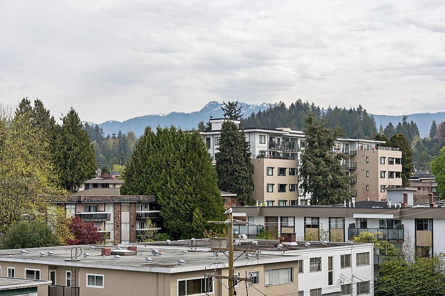 515 110 E 17th Street North Vancouver, BC - 12