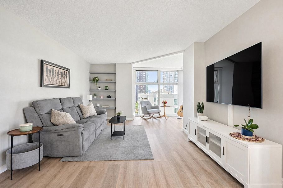 B901 1331 Homer Street Vancouver, BC - 4