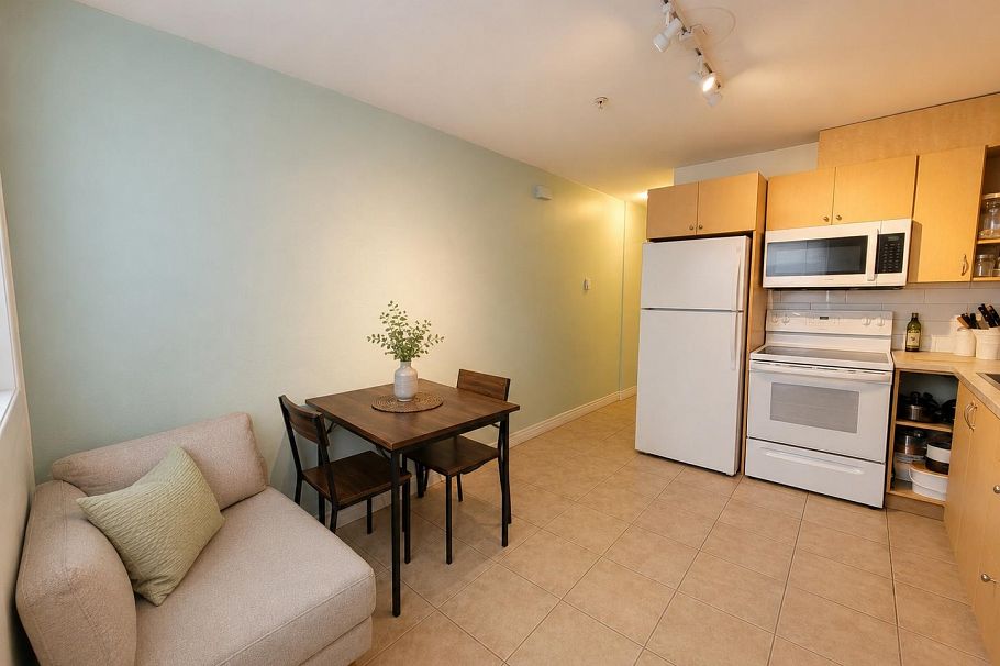 760 E 49th Avenue Vancouver, BC - 14