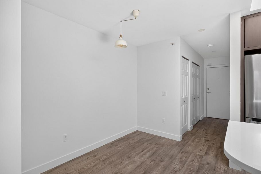401 688 E 16th Avenue Vancouver, BC - 26