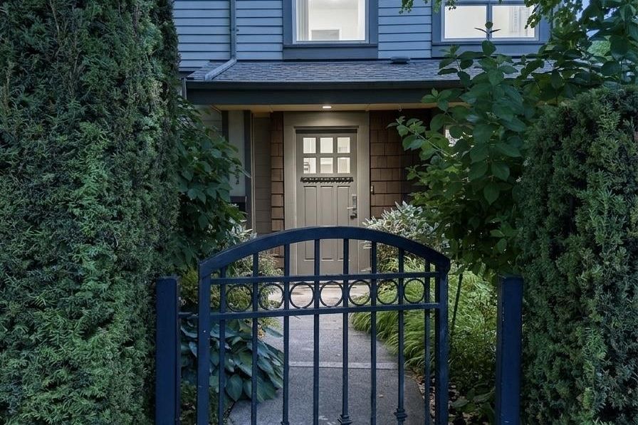 2982 Chesterfield Avenue North Vancouver, BC - 4