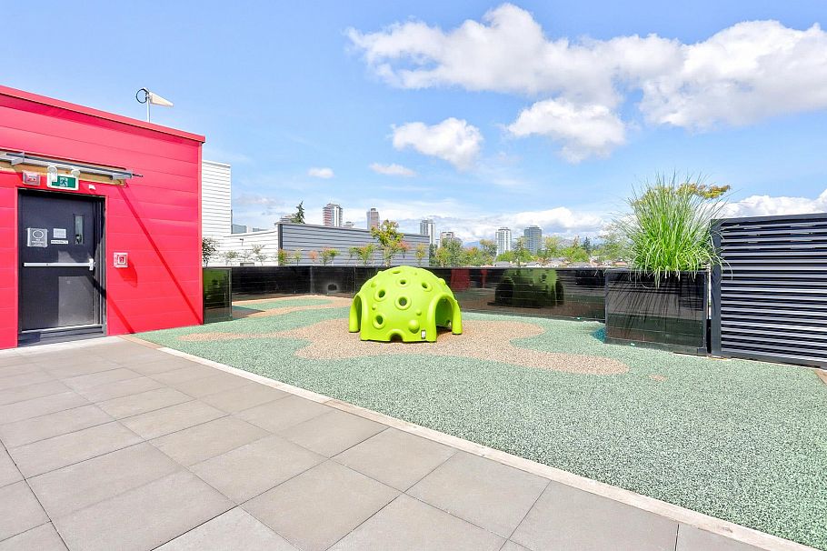 103 6485 Manitoba Street Vancouver, BC - 31