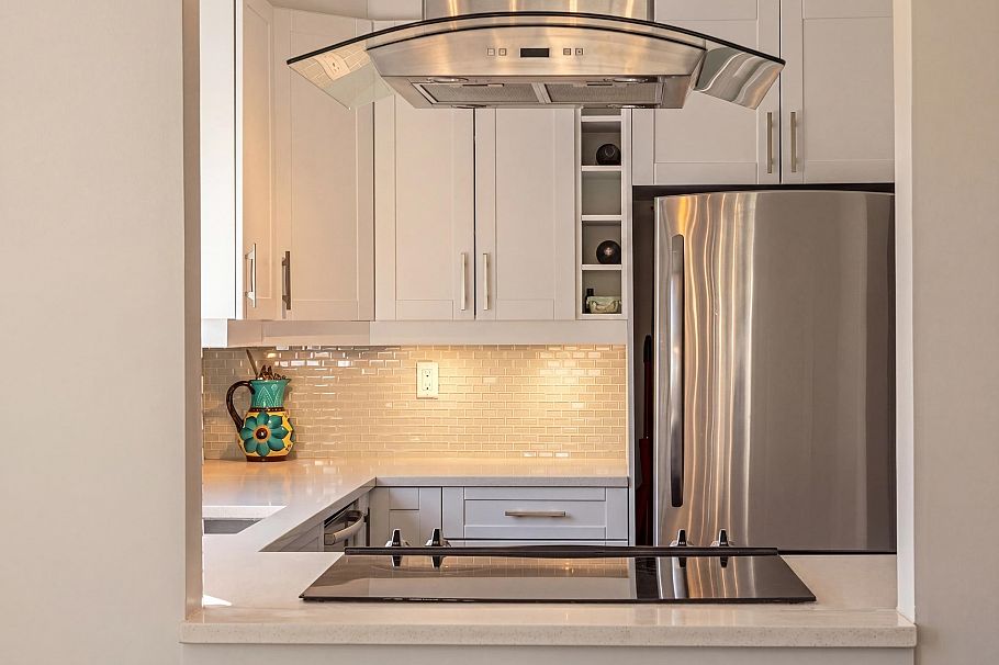 2427 W 6th Avenue Vancouver, BC - 7