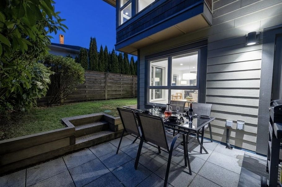 2982 Chesterfield Avenue North Vancouver, BC - 15