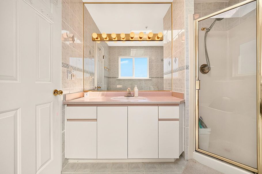 6673 Gladstone Street Vancouver, BC - 23